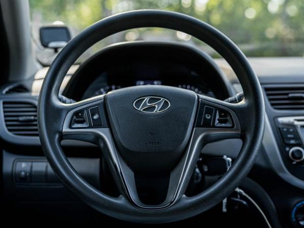 Hyundai Solaris I Рестайлинг с пробегом 2015 года, цена 825 000 рублей, 127586 км, седан, Автокод Объявления