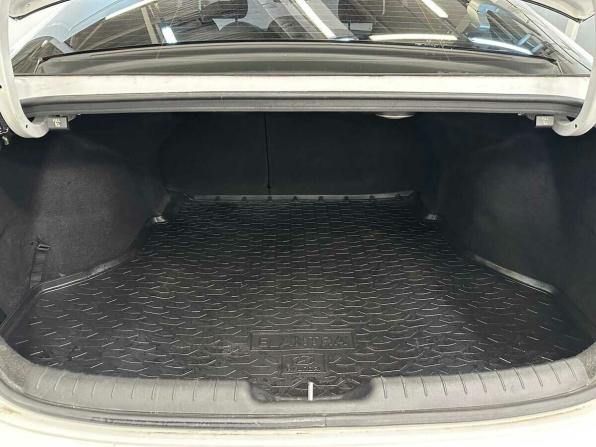 Hyundai Elantra VII (CN7) с пробегом 2021 года, цена 1 785 000 рублей, 116631 км, седан, Автокод Объявления