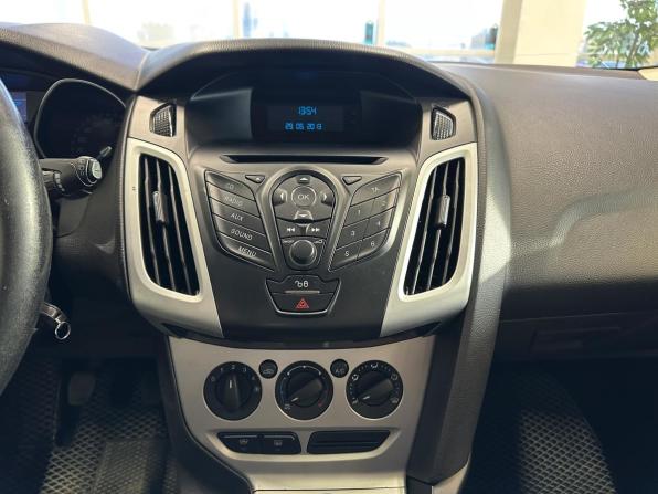 Ford Focus III с пробегом 2013 года, цена 695 000 рублей, 178200 км, хэтчбек, Автокод Объявления