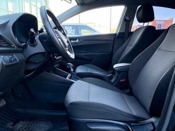Hyundai Solaris II Рестайлинг с пробегом 2021 года, цена 1 499 000 рублей, 88173 км, седан, Автокод Объявления