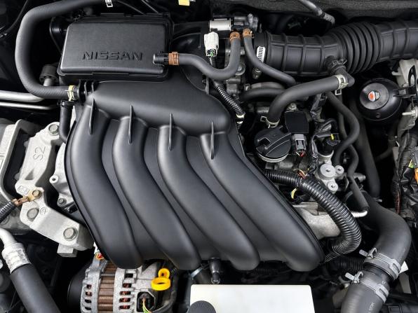 Nissan Tiida II с пробегом 2015 года, цена 1 050 000 рублей, 113428 км, хэтчбек, Автокод Объявления