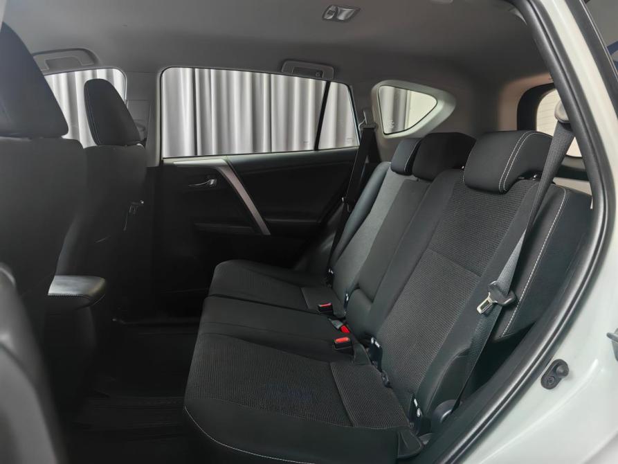Toyota RAV4 IV (XA40) Рестайлинг Москва  - изображение 11