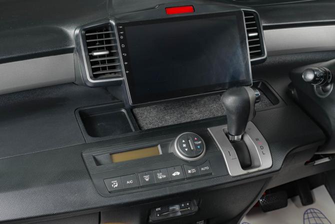 Honda Freed I с пробегом 2010 года, цена 1 019 000 рублей, 260000 км, компактвэн, Автокод Объявления