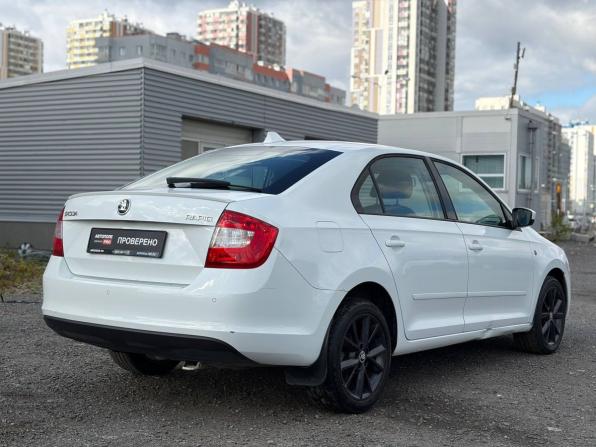 Skoda Rapid I с пробегом 2016 года, цена 895 000 рублей, 172166 км, лифтбек, Автокод Объявления