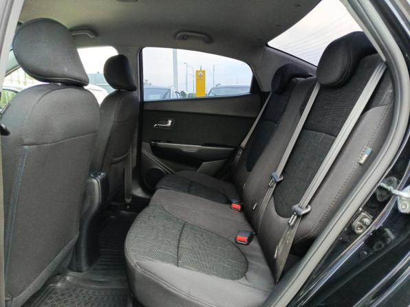 Kia Rio III Рестайлинг с пробегом 2015 года, цена 1 275 000 рублей, 133229 км, седан, Автокод Объявления