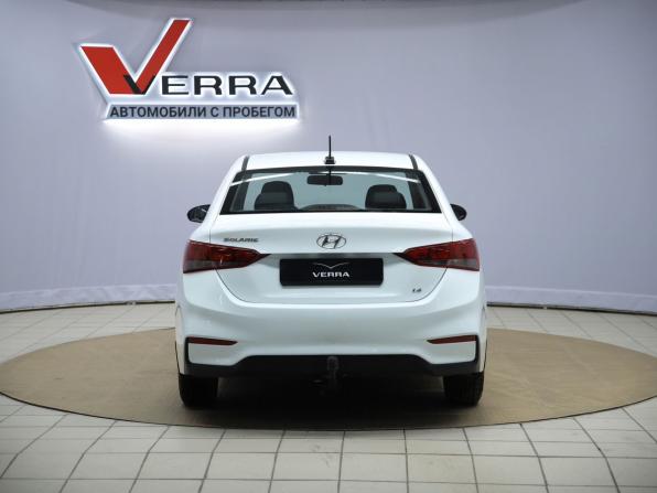 Hyundai Solaris II с пробегом 2018 года, цена 1 050 000 рублей, 161401 км, седан, Автокод Объявления