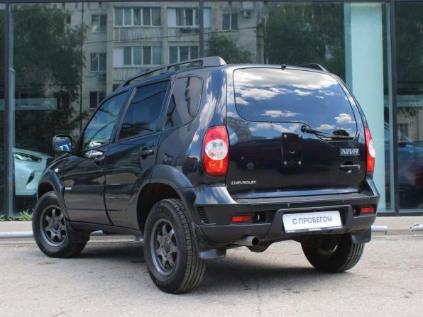 Chevrolet Niva I Рестайлинг с пробегом 2017 года, цена 667 000 рублей, 121243 км, внедорожник, Автокод Объявления
