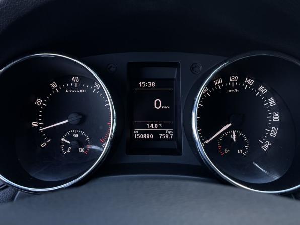 Skoda Yeti I Рестайлинг с пробегом 2014 года, цена 835 000 рублей, 150860 км, внедорожник, Автокод Объявления