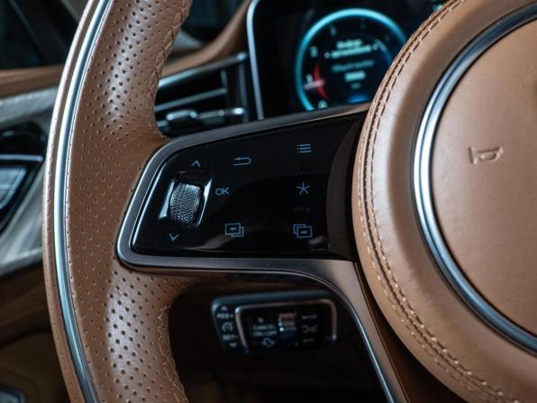 Hongqi H9 I с пробегом 2021 года, цена 2 948 070 рублей, 30652 км, седан, Автокод Объявления