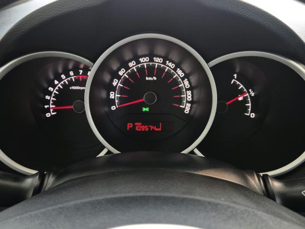 Kia Venga I с пробегом 2013 года, цена 1 099 000 рублей, 109571 км, компактвэн, Автокод Объявления