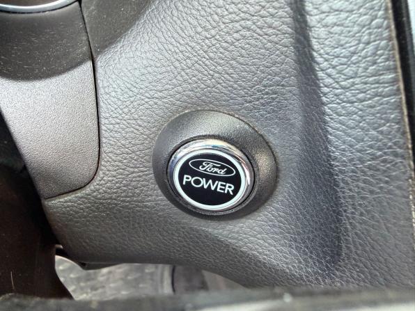 Ford Focus III с пробегом 2012 года, цена 810 000 рублей, 171810 км, седан, Автокод Объявления