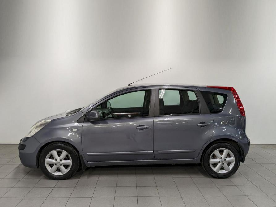 Nissan Note I Москва  - изображение 8