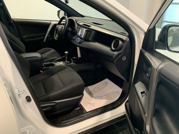 Toyota RAV4 IV (XA40) Рестайлинг с пробегом 2019 года, цена 2 479 000 рублей, 111247 км, внедорожник, Автокод Объявления