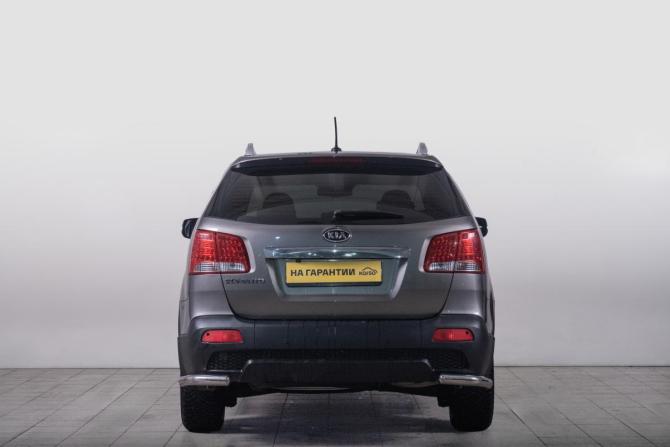 Kia Sorento II с пробегом 2012 года, цена 1 649 000 рублей, 281000 км, внедорожник, Автокод Объявления