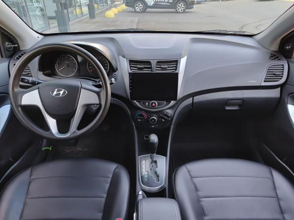 Hyundai Solaris I с пробегом 2013 года, цена 670 000 рублей, 134915 км, седан, Автокод Объявления