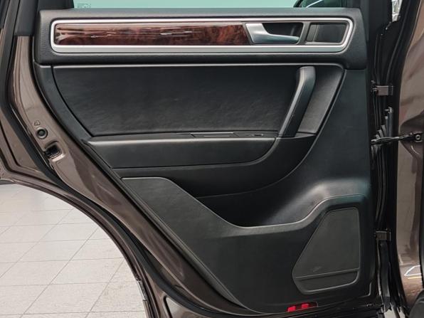 Volkswagen Touareg II с пробегом 2013 года, цена 2 395 000 рублей, 197924 км, внедорожник, Автокод Объявления