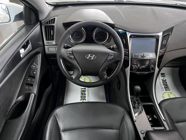 Hyundai Sonata VI (YF) с пробегом 2011 года, цена 1 120 000 рублей, 179814 км, седан, Автокод Объявления