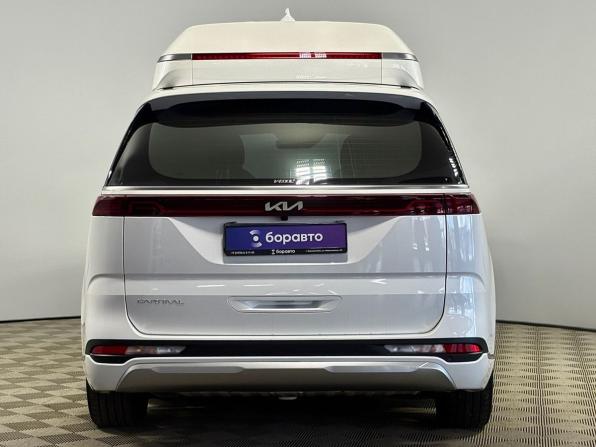 Kia Carnival IV с пробегом 2022 года, цена 6 396 000 рублей, 31868 км, минивэн, Автокод Объявления