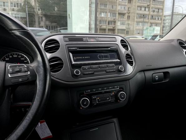 Volkswagen Tiguan I Рестайлинг с пробегом 2013 года, цена 1 344 000 рублей, 210388 км, внедорожник, Автокод Объявления