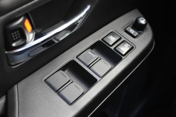 Suzuki Ertiga II с пробегом 2022 года, цена 2 070 000 рублей, 63000 км, компактвэн, Автокод Объявления