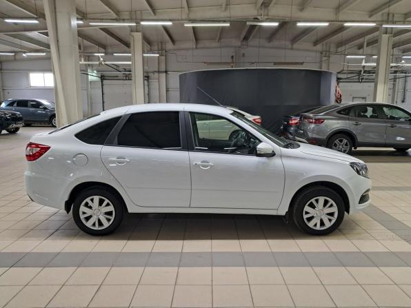Lada (ВАЗ) Granta I Рестайлинг с пробегом 2023 года, цена 880 000 рублей, 37752 км, лифтбек, Автокод Объявления