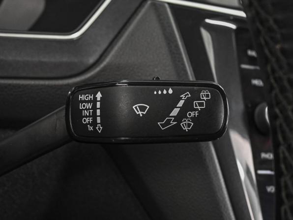 Volkswagen Tiguan II с пробегом 2018 года, цена 2 084 000 рублей, 235891 км, внедорожник, Автокод Объявления