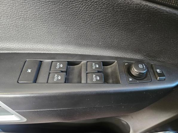 Opel Antara I Рестайлинг с пробегом 2014 года, цена 1 270 000 рублей, 143243 км, внедорожник, Автокод Объявления
