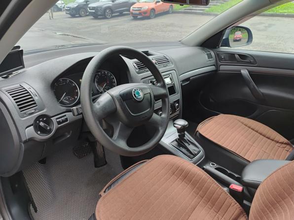 Skoda Octavia II (A5) Рестайлинг с пробегом 2010 года, цена 820 000 рублей, 158727 км, лифтбек, Автокод Объявления