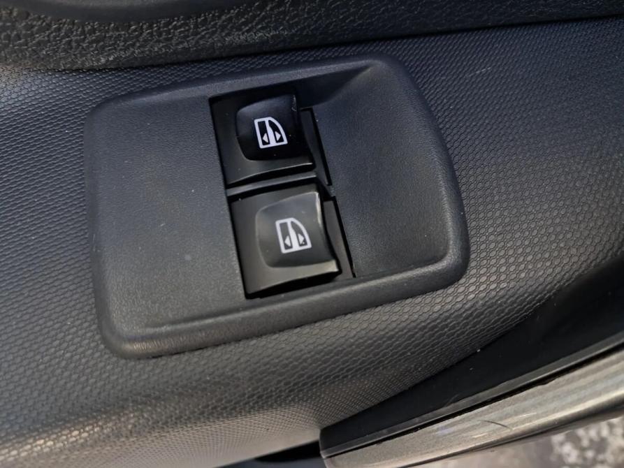 Renault Sandero II Санкт-Петербург  - изображение 12