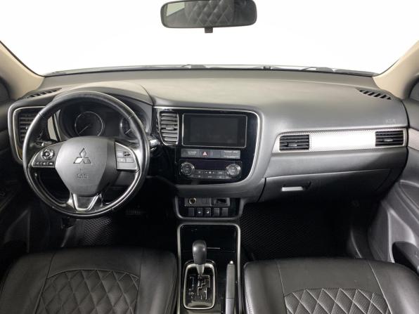 Mitsubishi Outlander III Рестайлинг 2 с пробегом 2018 года, цена 1 615 000 рублей, 213533 км, внедорожник, Автокод Объявления