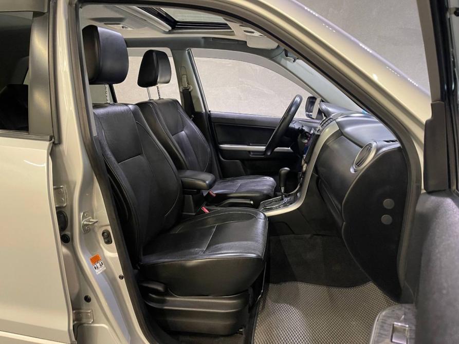 Suzuki Grand Vitara II Рестайлинг Новосибирск  - изображение 17