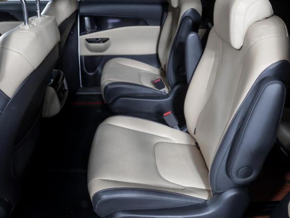 Kia Carnival IV с пробегом 2020 года, цена 3 990 000 рублей, 89100 км, минивэн, Автокод Объявления