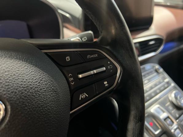 Hyundai Santa Fe IV Рестайлинг с пробегом 2021 года, цена 3 549 900 рублей, 122000 км, внедорожник, Автокод Объявления
