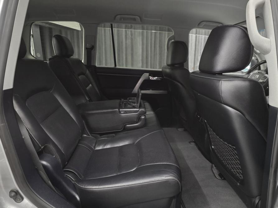 Toyota Land Cruiser 200 Series Рестайлинг 1 Красноярск  - изображение 18