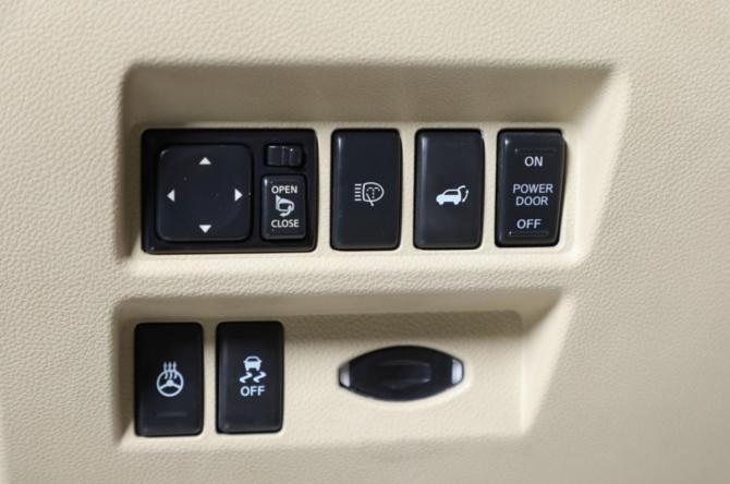 Infiniti FX II (S51) Рестайлинг с пробегом 2013 года, цена 1 949 000 рублей, 210000 км, внедорожник, Автокод Объявления