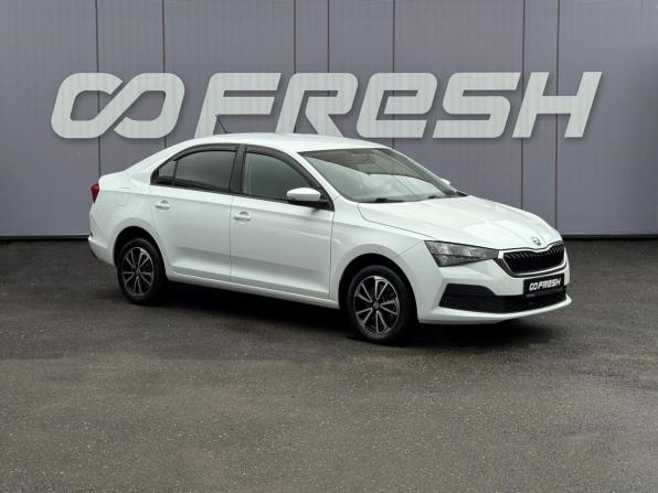 Skoda Rapid II с пробегом 2021 года, цена 1 499 000 рублей, 78090 км, лифтбек, Автокод Объявления