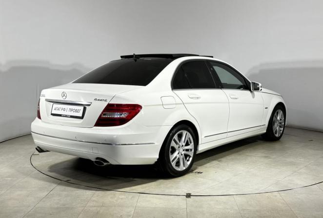 Mercedes-Benz C-Класс III (W204) Рестайлинг с пробегом 2013 года, цена 1 600 000 рублей, 297964 км, седан, Автокод Объявления