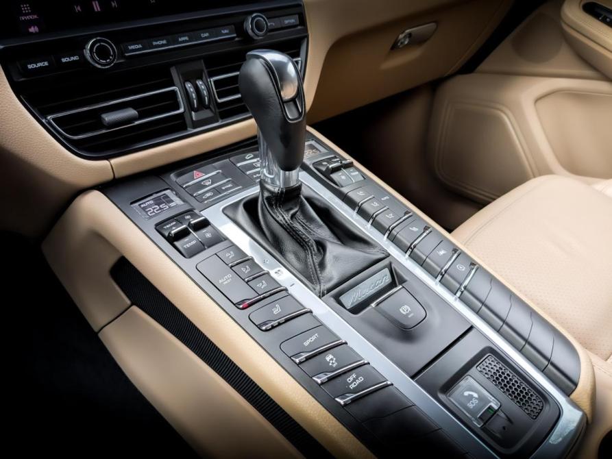 Porsche Macan I Рестайлинг Химки  - изображение 26