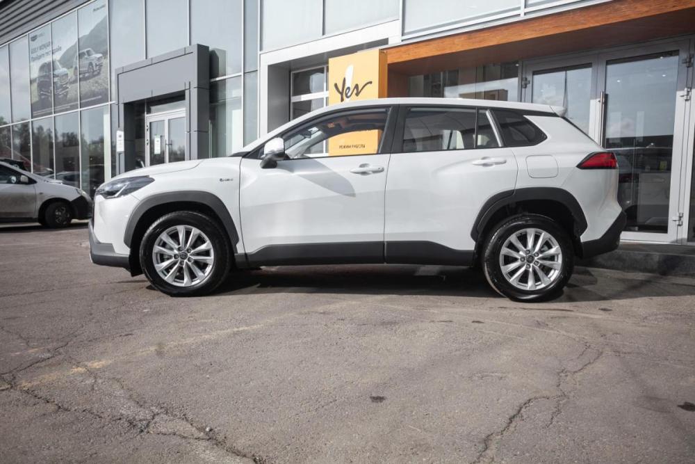 Toyota Corolla Cross I Иркутск  - изображение 4