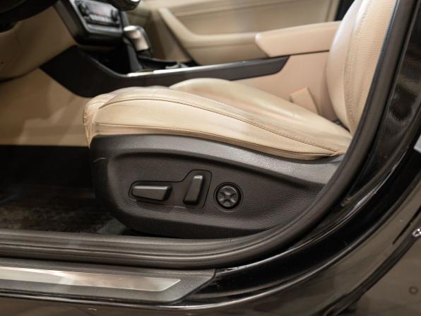 Hyundai Sonata VII (LF) Рестайлинг с пробегом 2017 года, цена 1 620 000 рублей, 186304 км, седан, Автокод Объявления