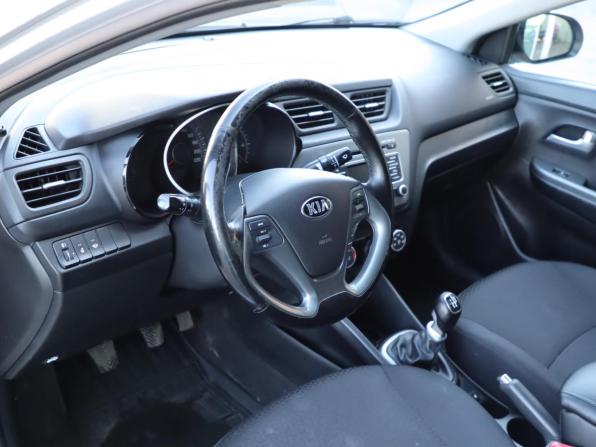 Kia Rio III Рестайлинг с пробегом 2017 года, цена 790 000 рублей, 210689 км, седан, Автокод Объявления