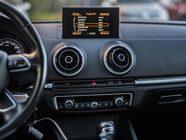 Audi A3 III (8V) с пробегом 2015 года, цена 1 230 000 рублей, 193076 км, седан, Автокод Объявления