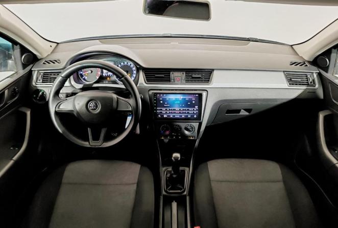 Skoda Rapid I с пробегом 2016 года, цена 940 000 рублей, 199000 км, лифтбек, Автокод Объявления