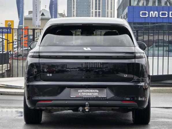 Li Auto (Lixiang) L7 I с пробегом 2023 года, цена 5 999 000 рублей, 40934 км, внедорожник, Автокод Объявления