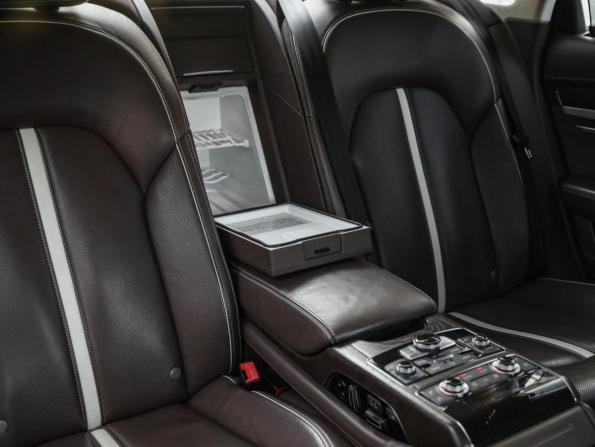Audi A8 III (D4) с пробегом 2011 года, цена 1 840 000 рублей, 402351 км, седан, Автокод Объявления