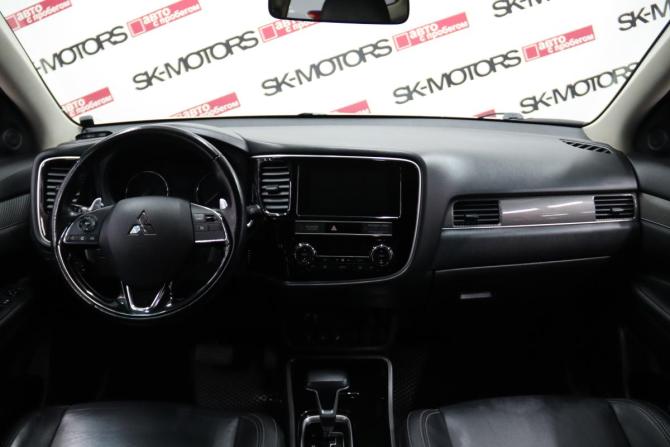 Mitsubishi Outlander III Рестайлинг 3 с пробегом 2019 года, цена 2 595 950 рублей, 127146 км, внедорожник, Автокод Объявления