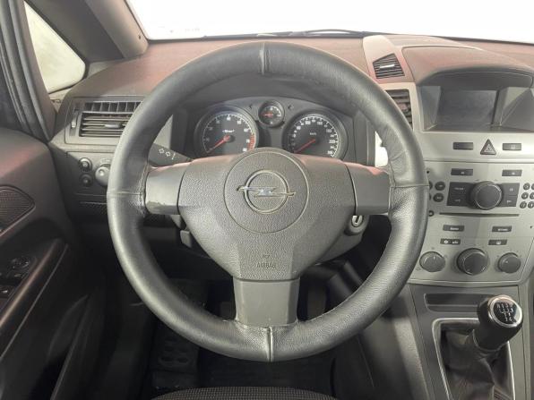Opel Zafira B Рестайлинг с пробегом 2011 года, цена 687 000 рублей, 167237 км, минивэн, Автокод Объявления