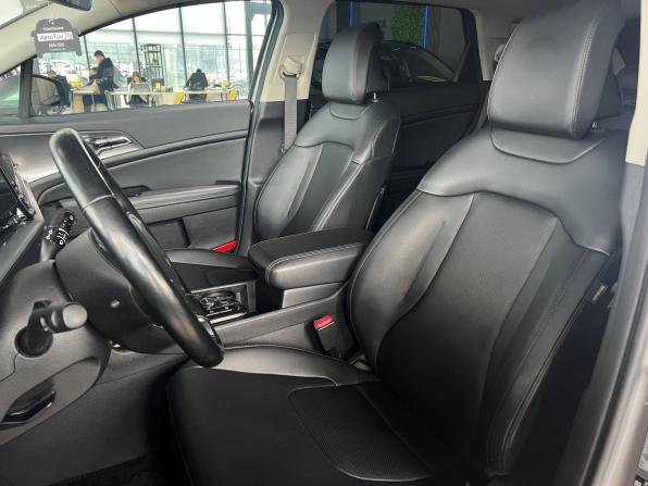Kia Sportage V с пробегом 2023 года, цена 3 900 000 рублей, 62400 км, внедорожник, Автокод Объявления