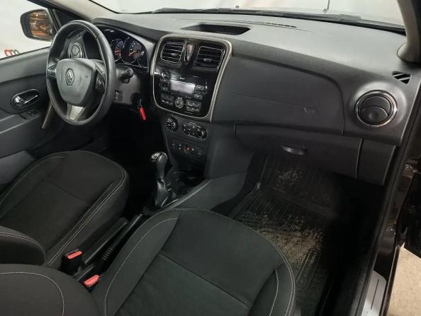 Renault Sandero II с пробегом 2017 года, цена 949 000 рублей, 95000 км, хэтчбек, Автокод Объявления