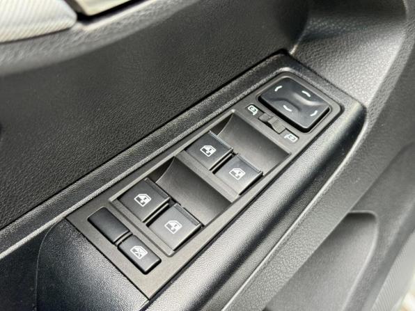 Lada (ВАЗ) Vesta I с пробегом 2019 года, цена 988 000 рублей, 113701 км, универсал, Автокод Объявления